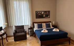 Aventino Flat